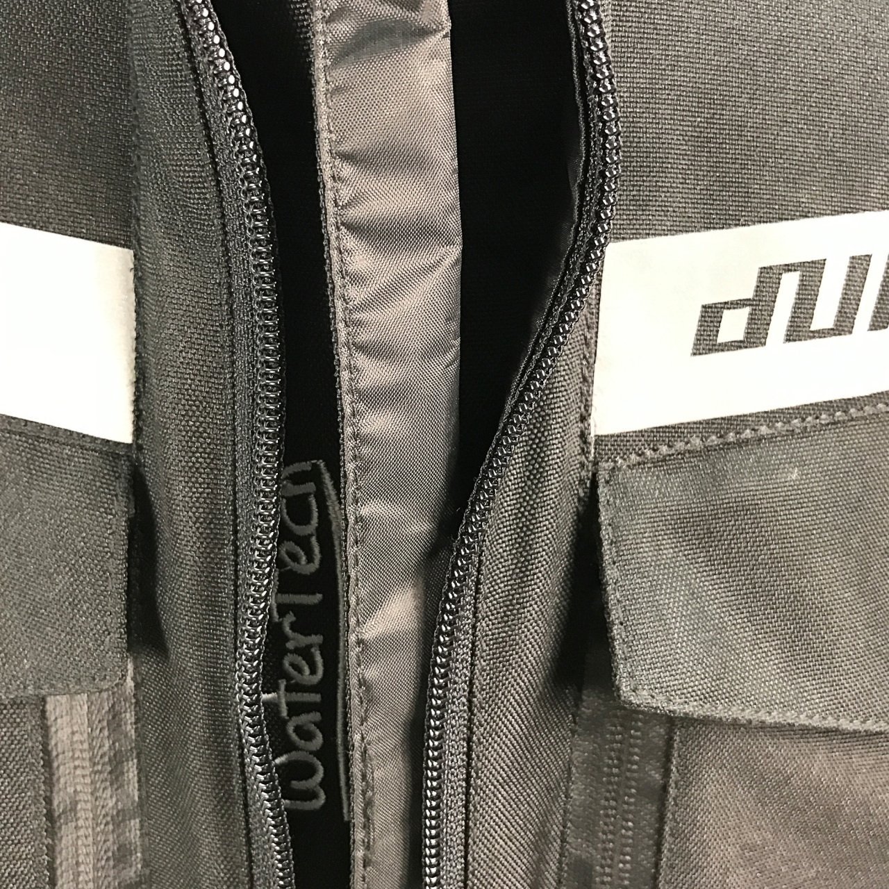 dURT K2  PEAK 4 MEVSİM MOTOSİKLETÇİ MONTU SİYAH